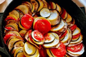 Ratatouille recipe with fresh Provençal vegetables